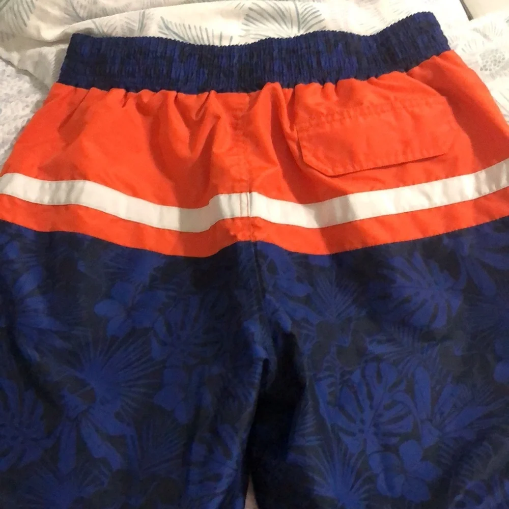 NY Knicks NBA men’s swim shorts with logo
